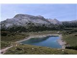 Col Becchei Dessora - 2794 m Povratek do jezera. Vode je še vedno premalo :)