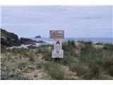 Camino dos Faros - Pot svetilnikov Vse plaže imajo obvestila za obiskovalce. Ta je nevarna, kopanje je prepovedano