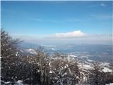 Razgled z vrha Goteniškega Snežnika.