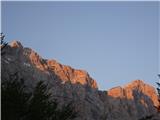 jutranje sonce na grebenu Mali in Veliki Draški vrh