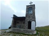 Heukuppe (2007 m) Kapela pod vrhom v bližini koče Karl-Ludwig-Haus.