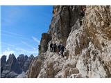 To je bistveno bolj pomembno pri vzponu na Monte Paterno. Gužva je tu vedno zagotovljena