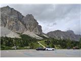 Dolomiti d'Ampezzo - ferata Astaldi Sva že na Falzaregu, sedaj morava poiskati le še pot proti prelazu Valparola