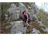 *Sentiero alpinistico per esperti*, predvsem zaradi pohodnikov z malo ali brez izkušenj