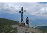 Malo preizkušava srečo in kljub grozečim oblakom obiščeva še Monte Arnese