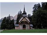 Seekofel / Croda del Becco - 2810 m V bližini je tudi lepa Marijina kapelica