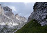 Sextenski Dolomiti – ferata Mazzetta Sva že v skrivnostni dolini Valle Ambata, za naju popolna neznanka