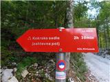 Kod donje postaje teretne žičnice.