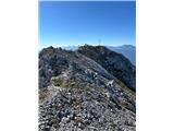 Admonter Reichenstein (2251m) Na vrhu še en hribovc. Na sestopu srečava še enega. 