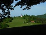 Pogled proti cerkvi sv. Lovrenca na Lovrencu.