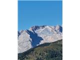 Na levi se pa vidi najvišji vrh Dolomitov-Marmelada.